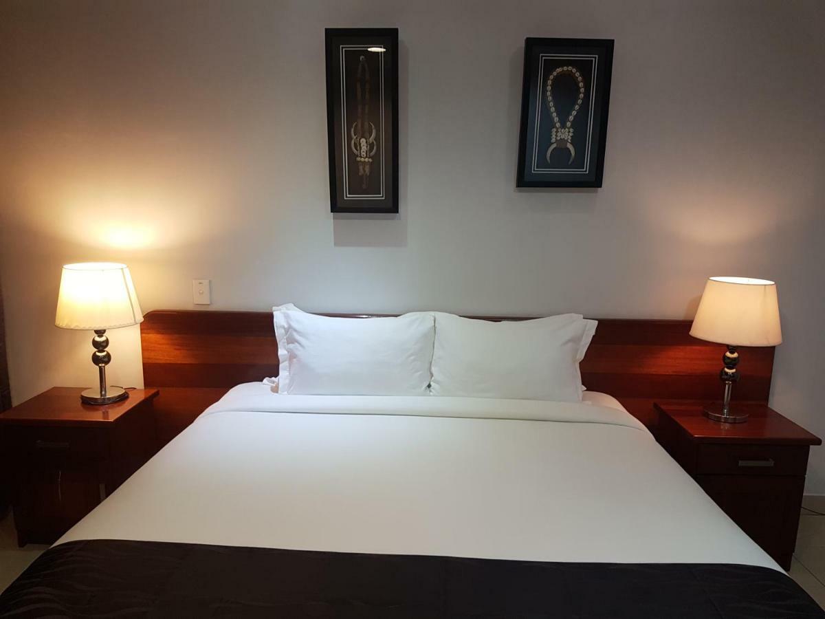 Paddy'S Hotel & Apartments Port Moresby Esterno foto